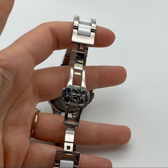 Anne Klein Watch‎ Mother of Pearl Pave ceramic - Picture 10 of 10